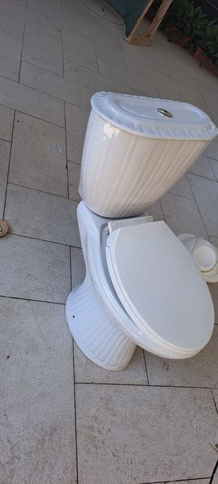 Бесплатно унитаз б/у
