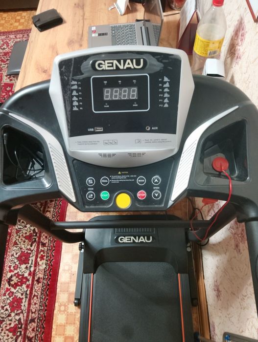 Продам беговую дорожку