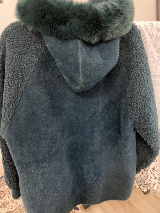 Продам альпаку с капюшоном