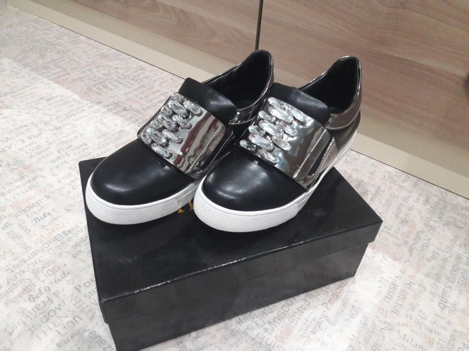 Слипоны, кеды, женская обувь