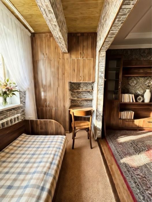 Продается 2-х комнатная квартира