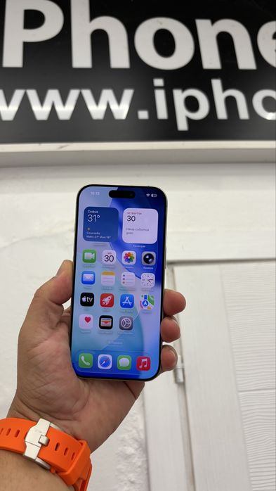iphone 17 256 gb. Зелен.