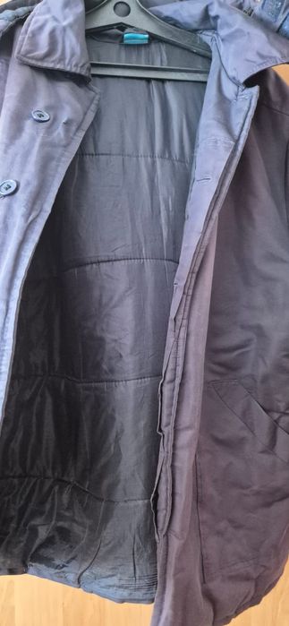 Продам зимнюю куртку,50р