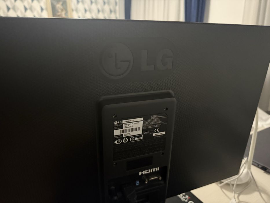 Monitor Full hd 1080p LG 22 inch