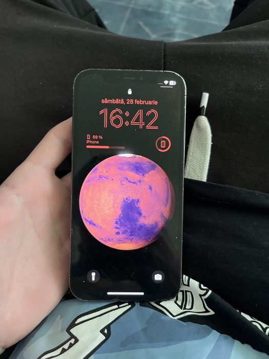 vand iphone 12pro urgent