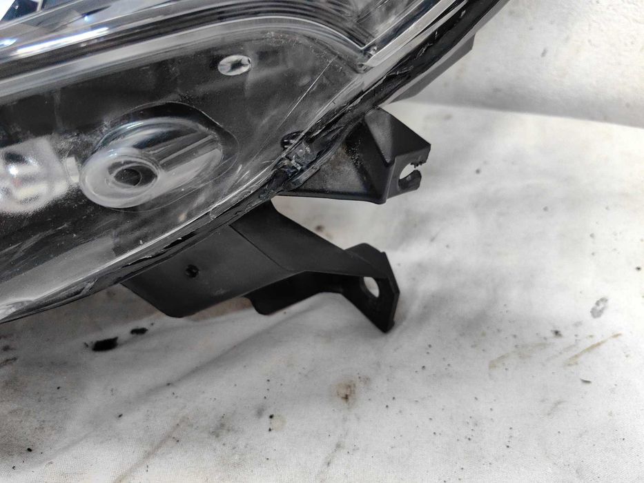 Оригинален фар Рено Клио Renault Clio