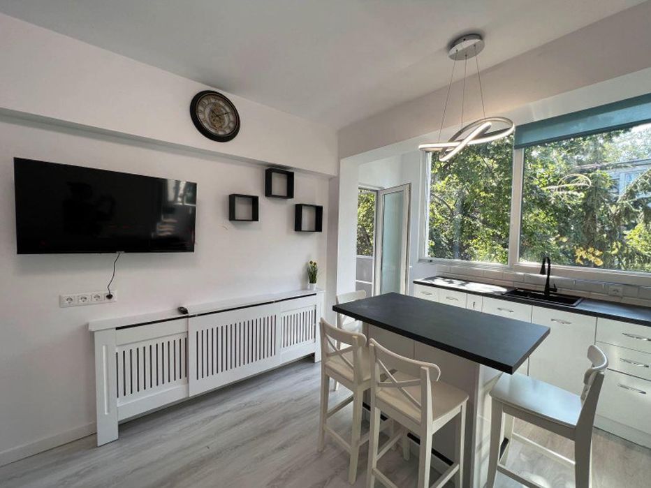 Дава се под наем Тристаен апартамент в Бургас, Лазур - 85 кв.м за 765 € - Снимка #5