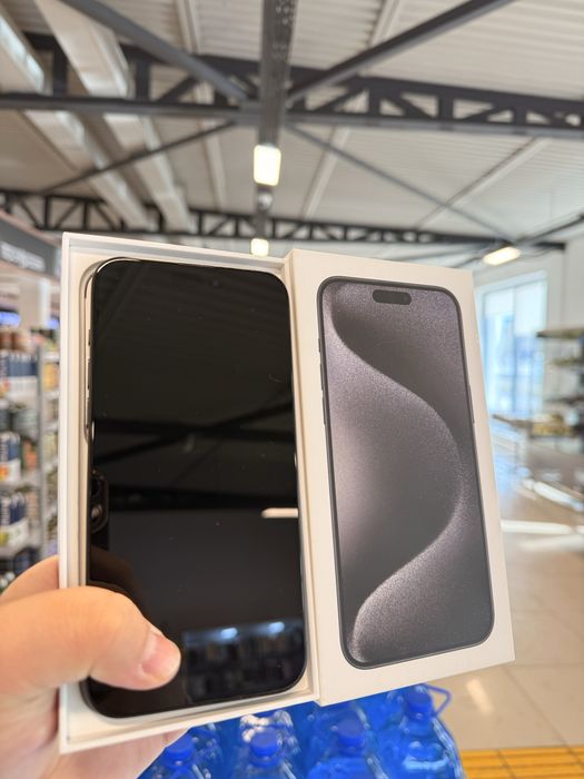 Айфон 15 про мах