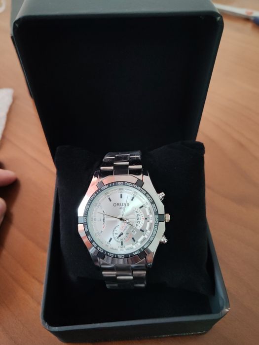 Vand ceas ORUSS nou nout sigilat , cutie !