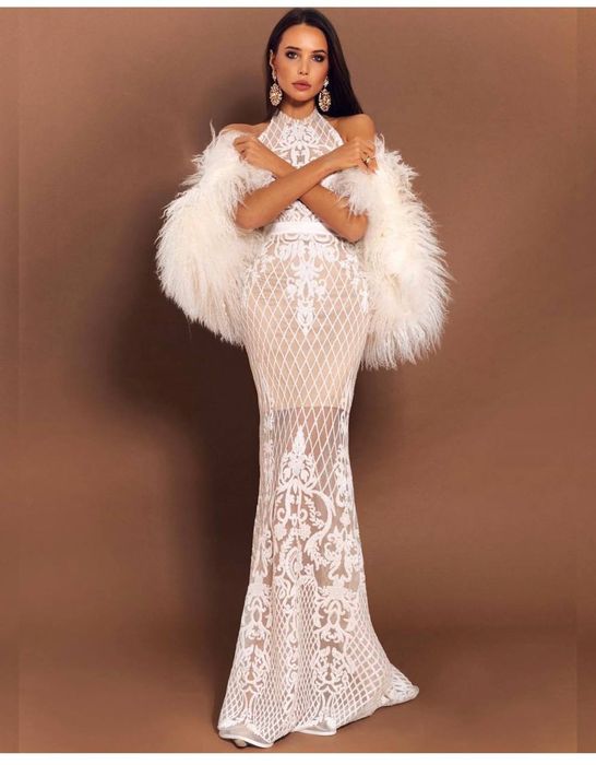 Вечерние платья для девушек