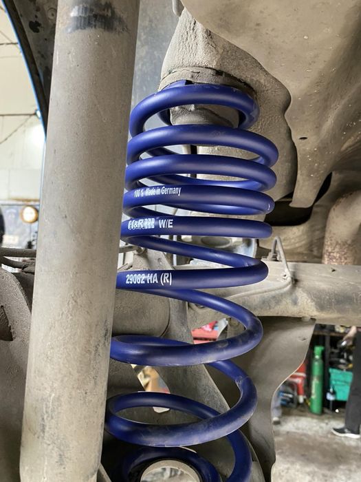 H&R спорти пружини за Skoda Roomster