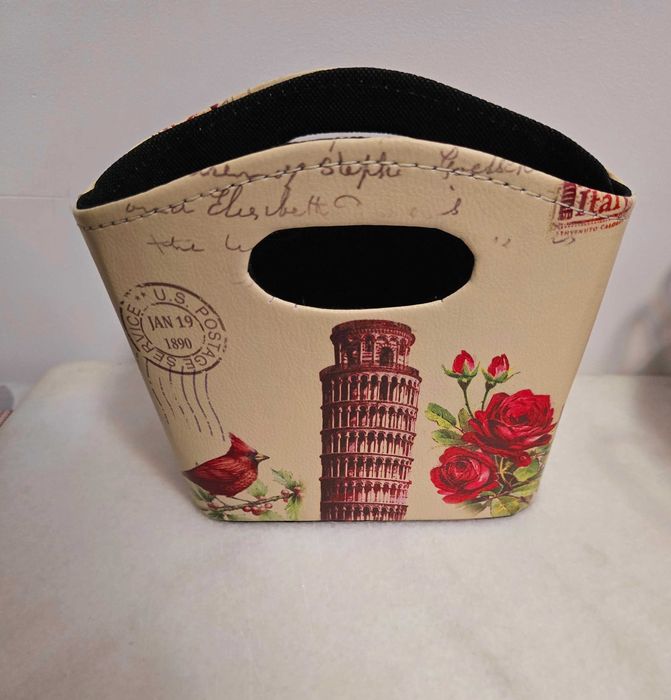 Cosulet/ghiveci tip gentuta, pentru cadouri sau aranjamente florale