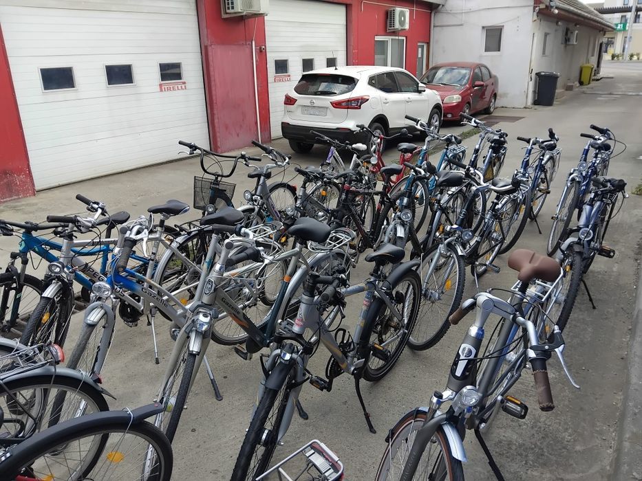 Vând bicicleta gazele din aluminiu pentru damă