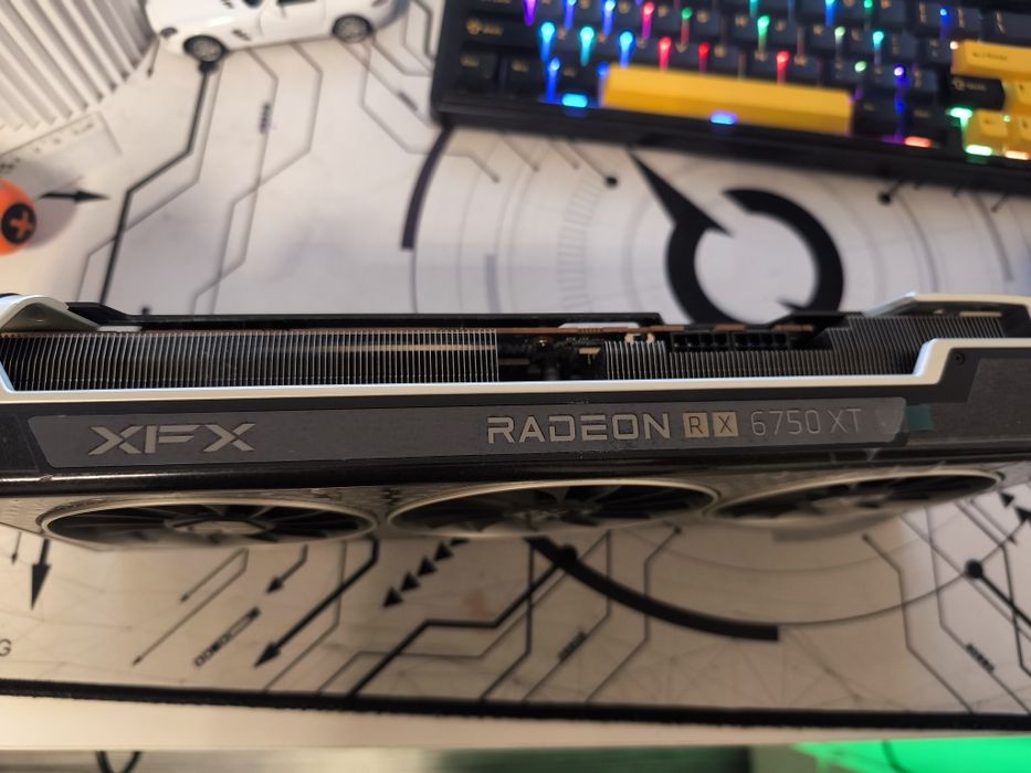 Placa video XFX Radeon RX 6750 XT Speedster QICK 319 Black
