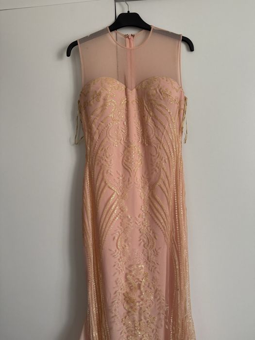 Вечернее платье в пол