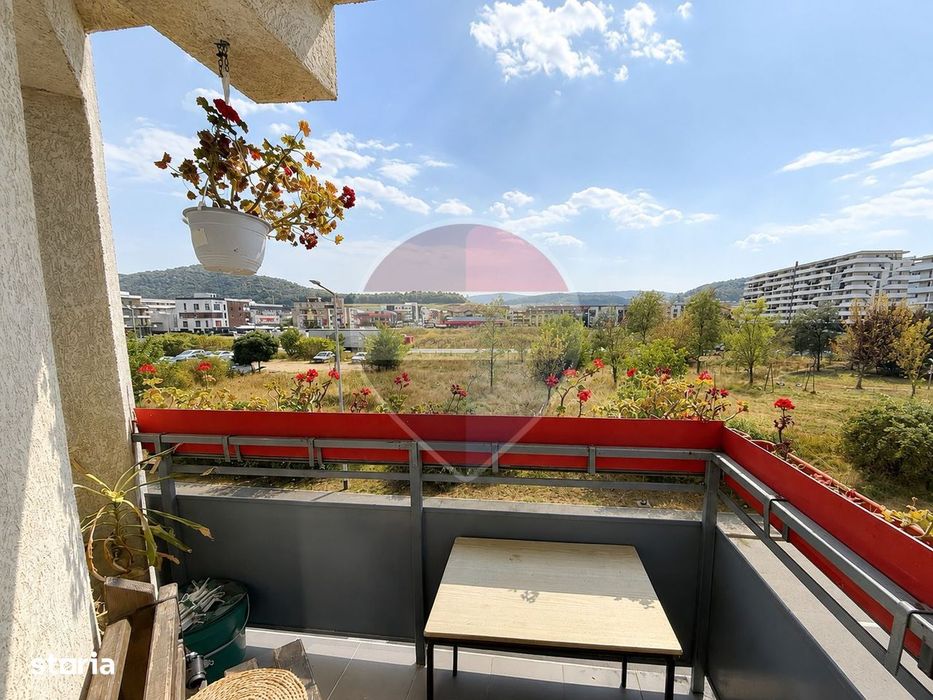 Apartament 2 camere cu 2 balcoane si parcare subterana, Str. Eroilor