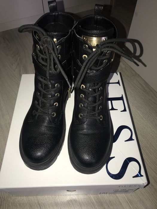 Боти Guess 39номер но са леко уголемени