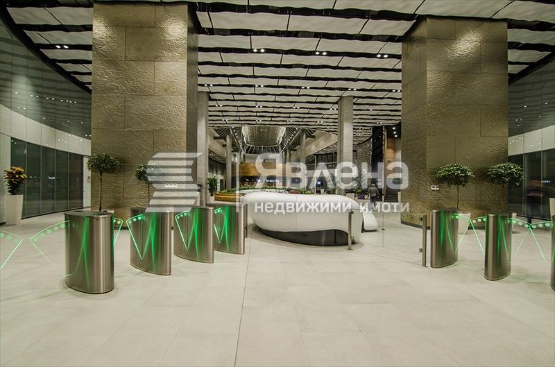 Дава се под наем Офис в София, 7-ми 11-ти километър - 560 кв.м за 10524 € - Снимка #2