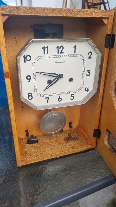 Ceas perete cu pendul