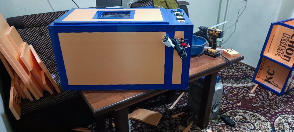 Инкубатор inkubator sotiladi polniy aftomat  12 v220 ga ishlaydi