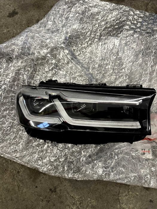 BMW G30 LCI Full LED OEM фар – десен (EU)