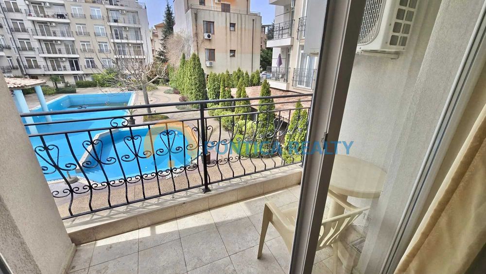 Тристаен апартамент в луксозен комплекс в Слънчев Бряг