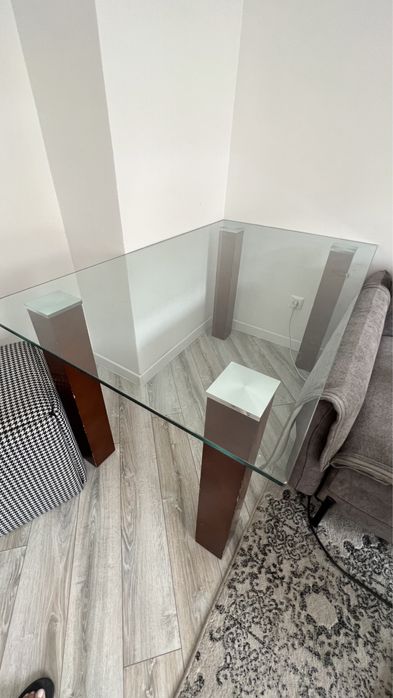 Продам стол обеденный 150 на 90