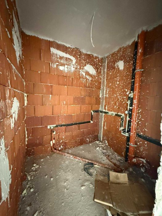 Продава се Двустаен апартамент в Пловдив, Южен - 73 кв.м за 1261 €/кв.м - Снимка #4