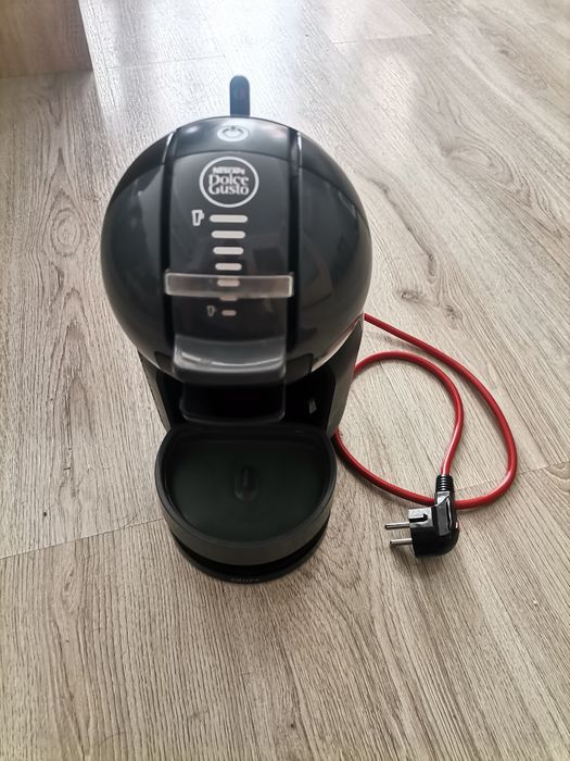 Кафемашина долче густо