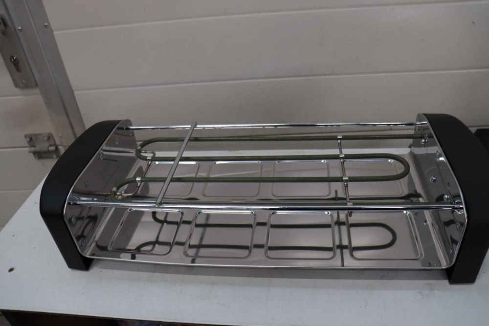 SEVERIN Раклет грил с естествен камък 1400W, вкл. 8 тигана, лек ДЕФЕКТ