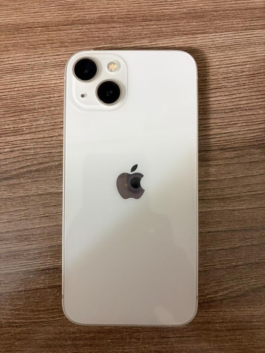 iPhone 13 + AirPods 4