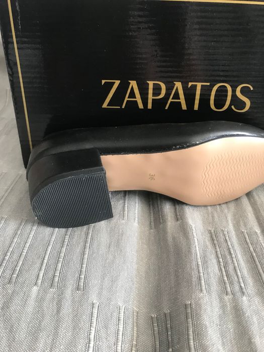 Обувки нови номер36