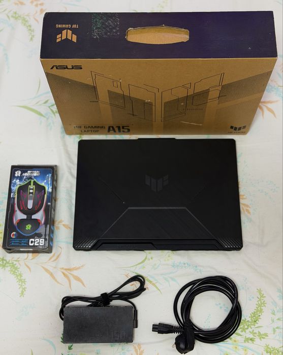 Продам игровой ноутбук в полном комплекте