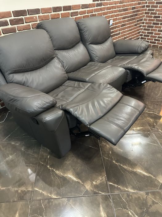 Диван от естествена кожа