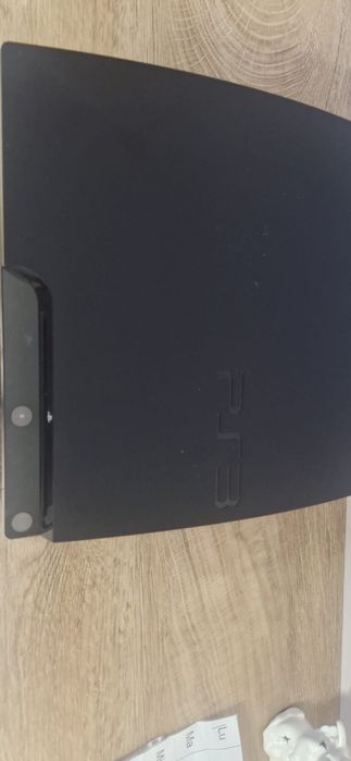 PS3, de vânzare.