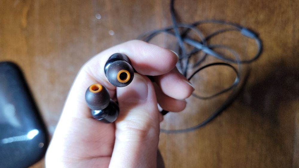 Проводные наушники JBL