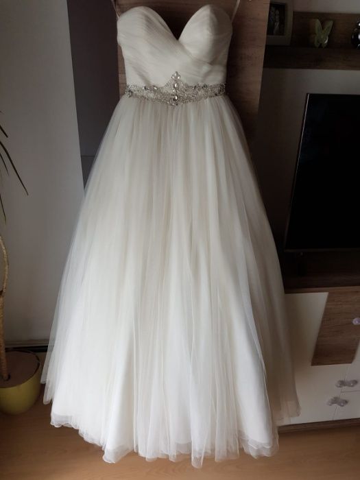 Rochie de mireasa Demetrios marimea 36