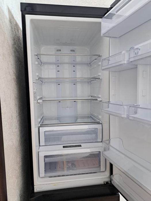 Продам холодильник Самсунг