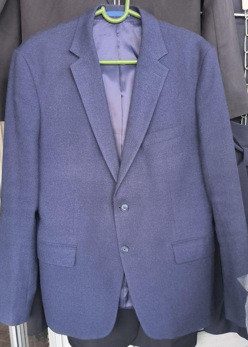 Продам пиджаки 52/54