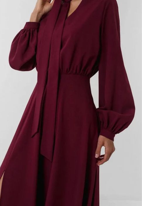 Платье от бренда Lichi