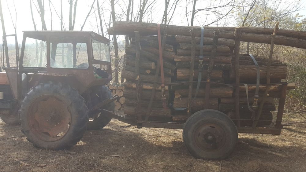 Remorca Tractor U650