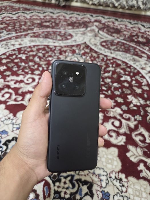 Xiaomi 14 flagman