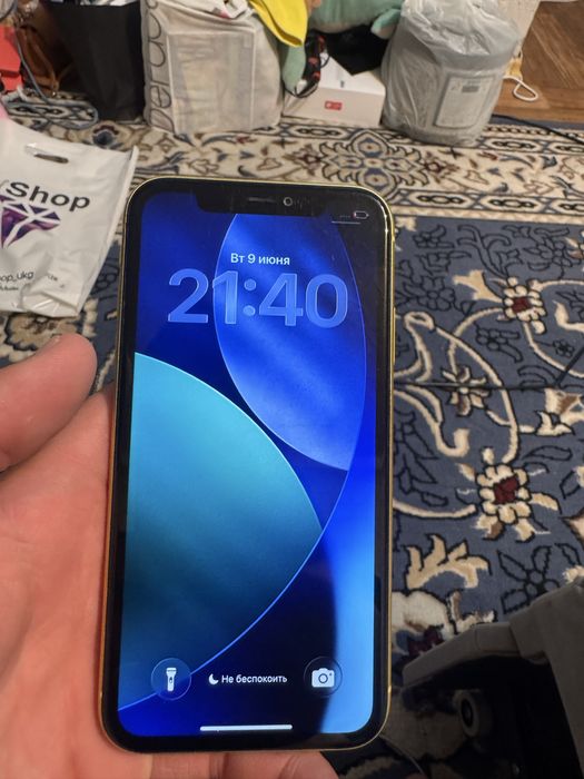 Iphone 11 емкость 74%