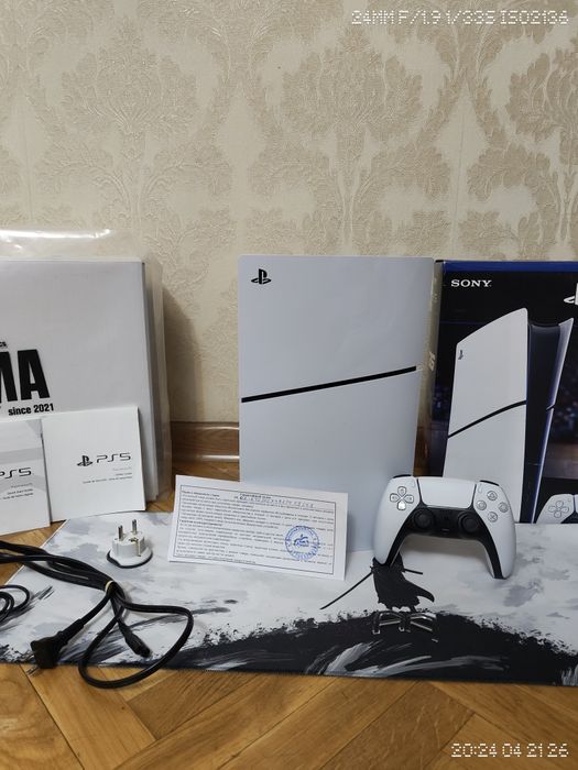 Продам Playstation 5 slim Digital edition 1 tb