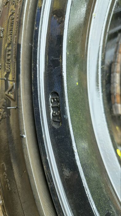 Oz Джанти 4х100 17  OZ RACING CANOVA Gloss black/ polished