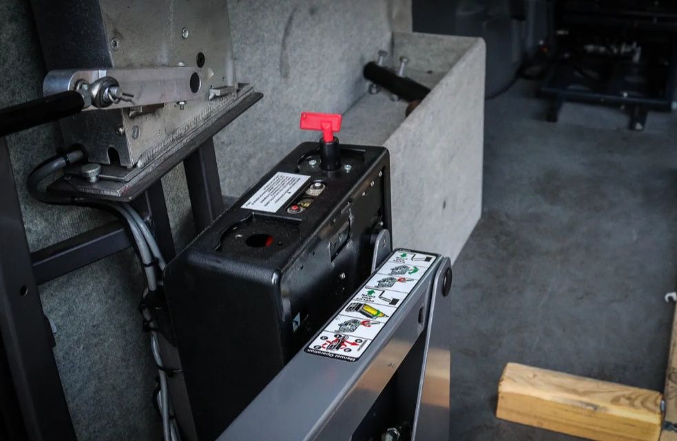 Мерцедес Вито инвалидно с рампа