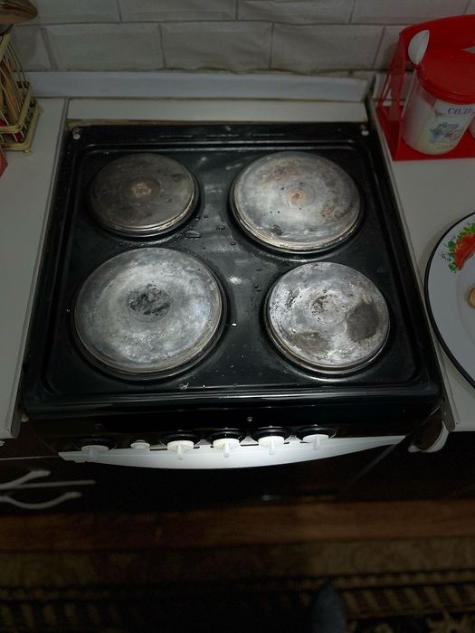 Продам Электроплита