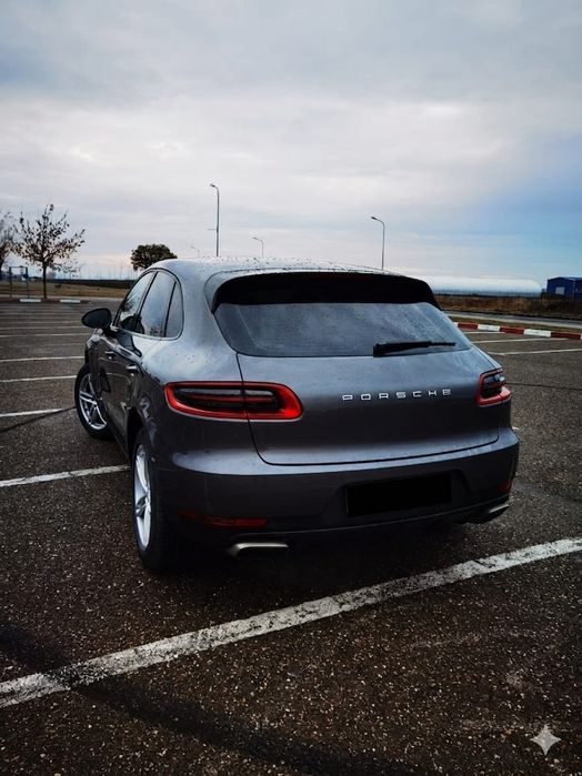 Porsche Macan autoturism