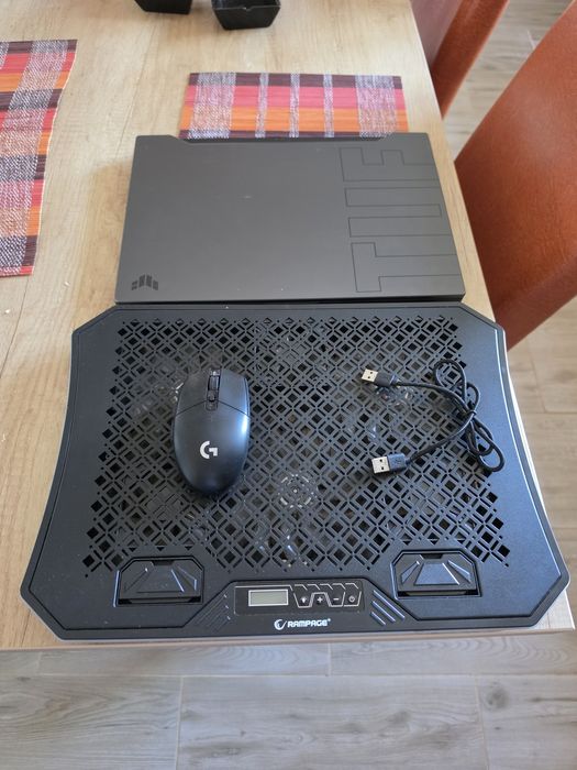 Laptop ASUS TUF Dash F15,Cooler extern Rampage si mouse Logitech G305