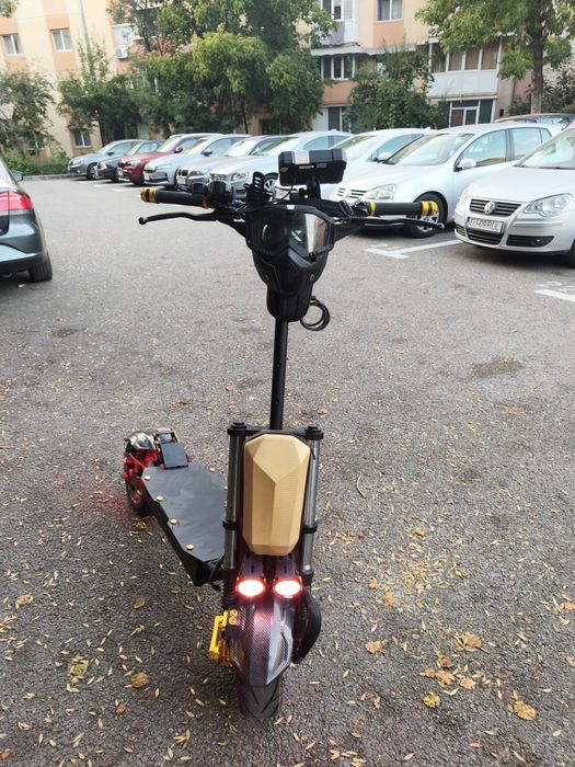 Schimb trotineta electrica 10000w 72v 100km/h 13 cp